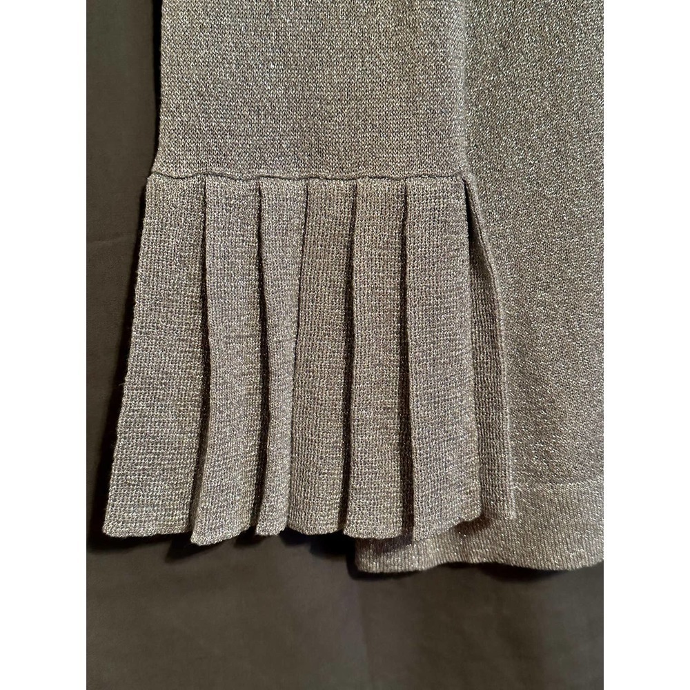 Melissa Paige Silver Metallic Shimmery Silver Top Sz M - Picture 2 of 9